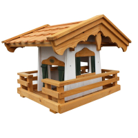 Groes Schwarzwlder Futterhaus mit Fu
